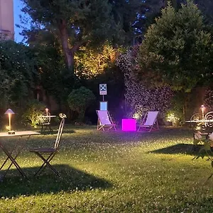 5* Couette-café Riari Garden