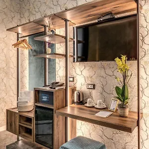 Apollo Boutique Roma