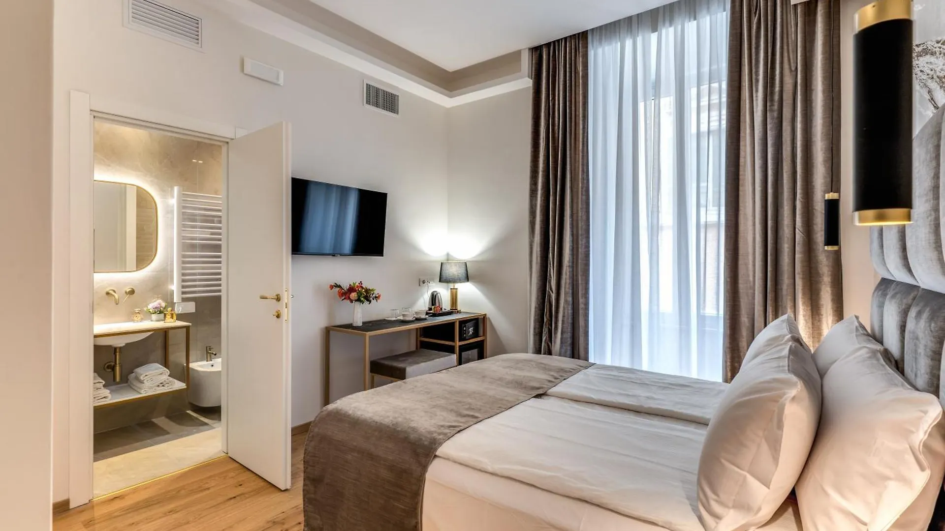 Hotel Goldoni 47 Rom 3*,