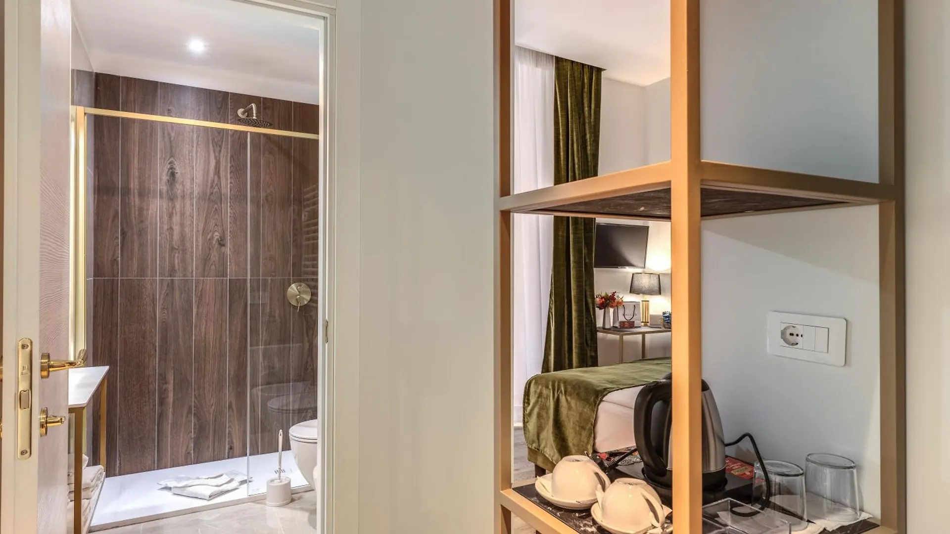 Hotel Goldoni 47 Roma 3*,  Italia