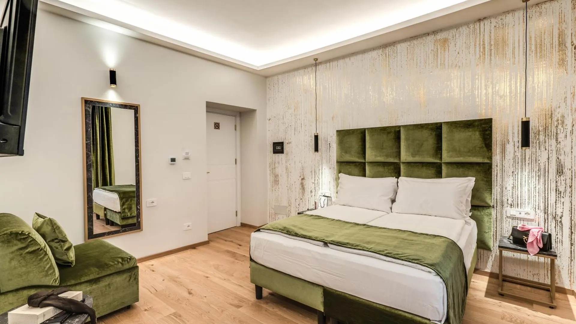 Goldoni 47 Hotel Rome Italy